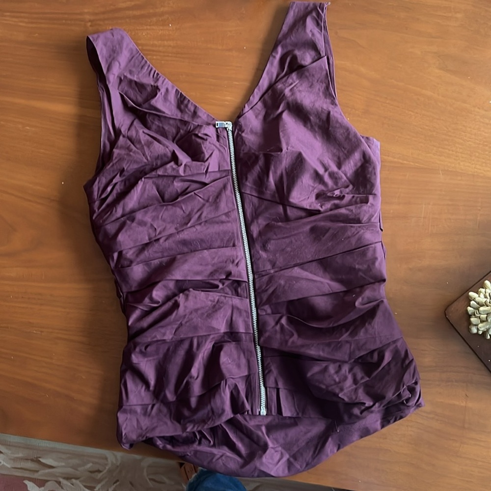 Ann Taylor burgundy sleeveless top - Picture 5 of 6